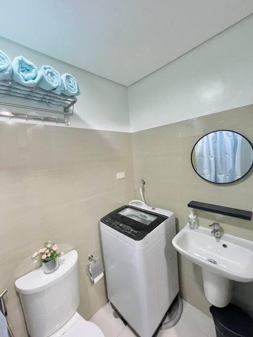 Ocean Room 677 Shore 2 Tower 3 Moa Complex, Pasay City Манила Экстерьер фото